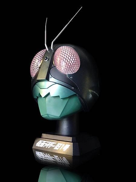 2007年 仮面ライダー旧1号 ライダーマスクディスプレイ 