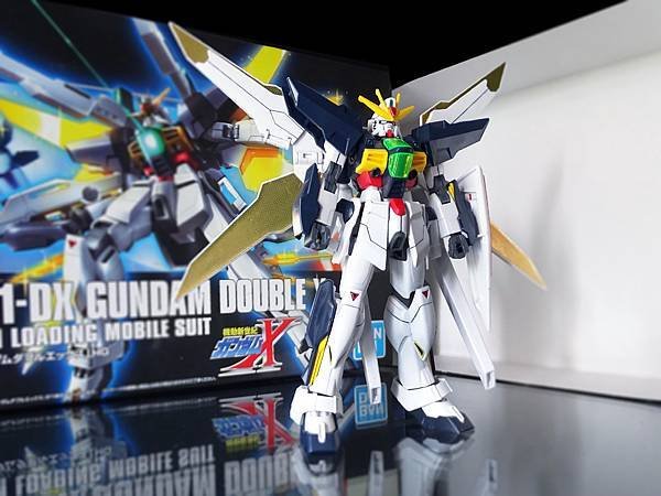 2013年 ガンダムダブルエックス  機動新世紀ガンダム X