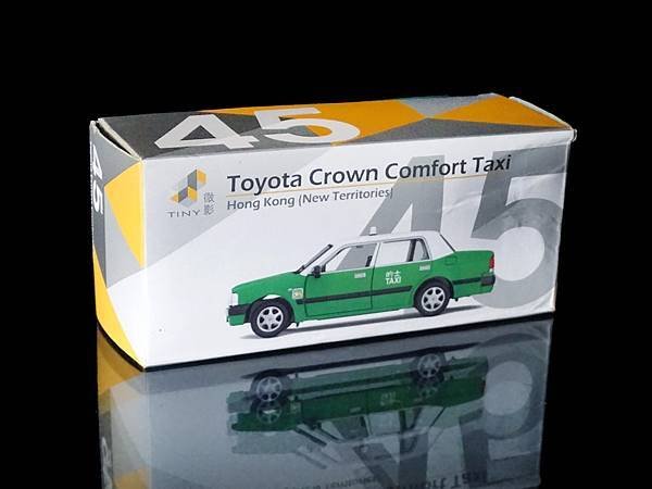 1/64 タイニー No.45 トヨタ クラウン コンフォー