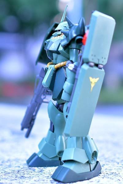 2009年 ギラ・ドーガ 機動戦士ガンダム 逆襲のシャア ( 高さ約 16 cm ) 1%2F144 HG AMS-119  新吉翁軍 基拉・德卡 機動戰士 逆襲的夏亞 GE