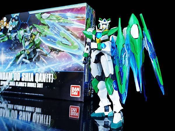 2016年 ダブルオーシアクアンタ 型式番号：GNT-000