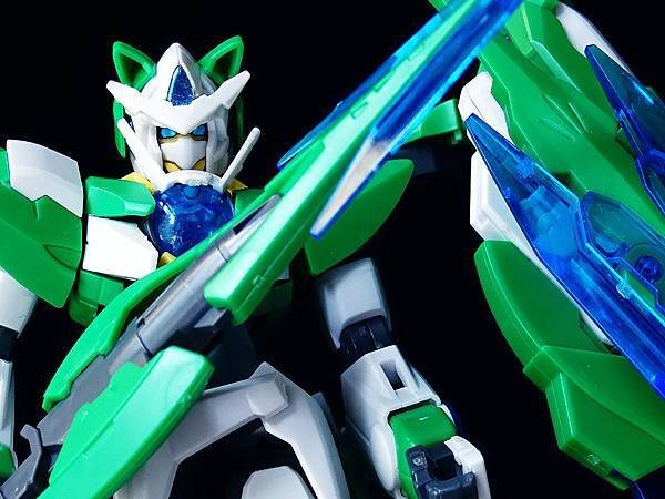 2016年 ダブルオーシアクアンタ 型式番号：GNT-000