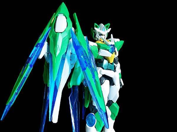 2016年 ダブルオーシアクアンタ 型式番号：GNT-000