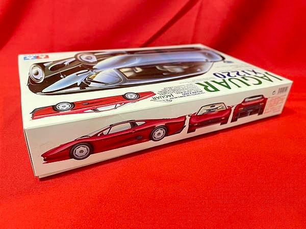1993年 ジャガーXJ220 1/24 タミヤ 【 全長約