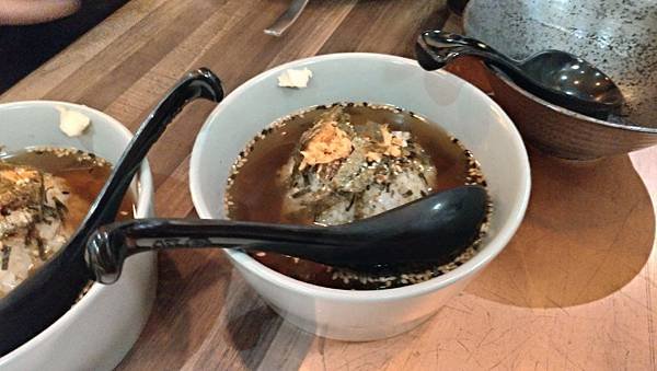 【台北】餐酒館SUNMAI BAR金色三麥精釀啤酒吧｜朋友聚