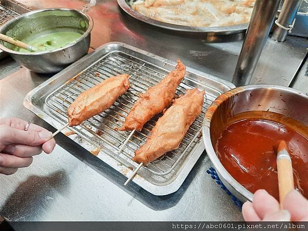 【新北】板橋美食｜麻辣臭豆腐｜高雄旗魚黑輪｜手工豆花｜雞房重