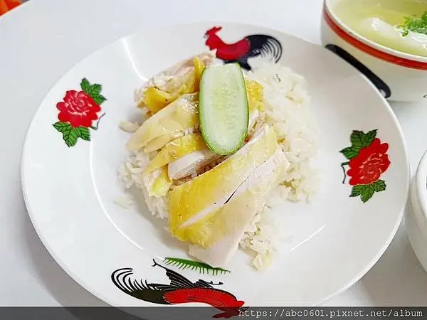 【泰國】曼谷小吃｜海南雞肉飯70元泰銖｜明姐海南雞飯เม้ง