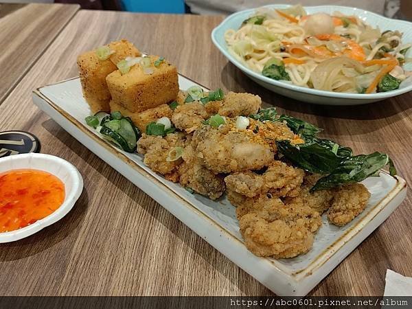 中山國小站美食