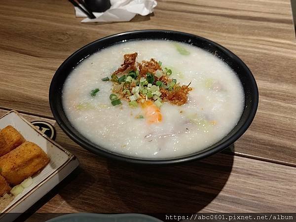 中山國小站美食
