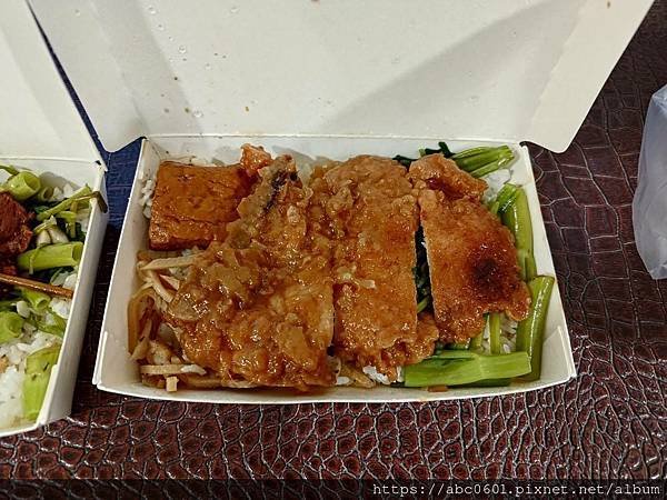 【台中】豬血湯20元｜晚餐吃什麼｜北屯區平價美食｜后庄老店爌