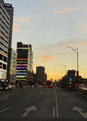 台北火車站夕陽 (4).jpg