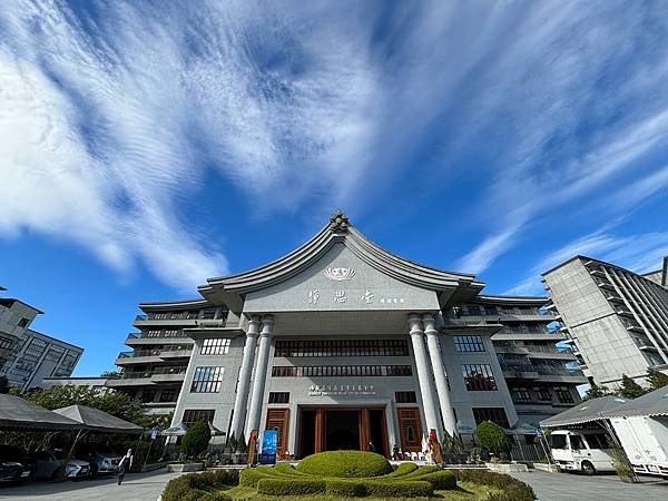 為天地寫日記(新店靜思堂與台北慈濟醫院)(2023.12.1