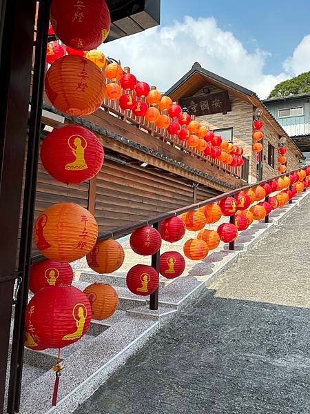 為天地寫日記(法鼓山水月道場、佛光山安國寺、關渡靜思堂)(2