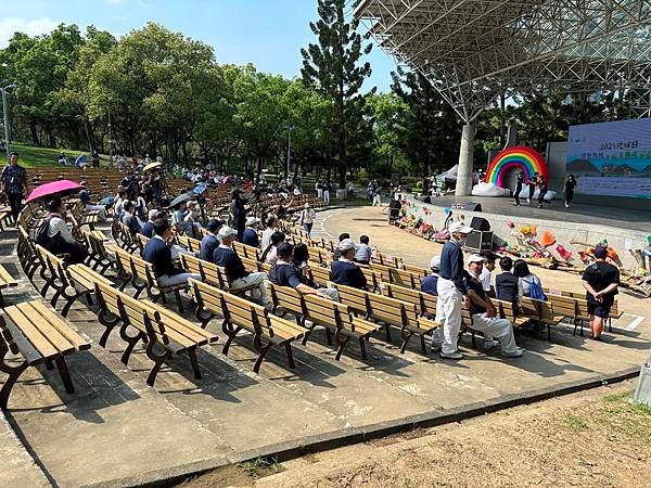 生活分享(大安森林公園蔬食無痕日，推廣大愛之友)