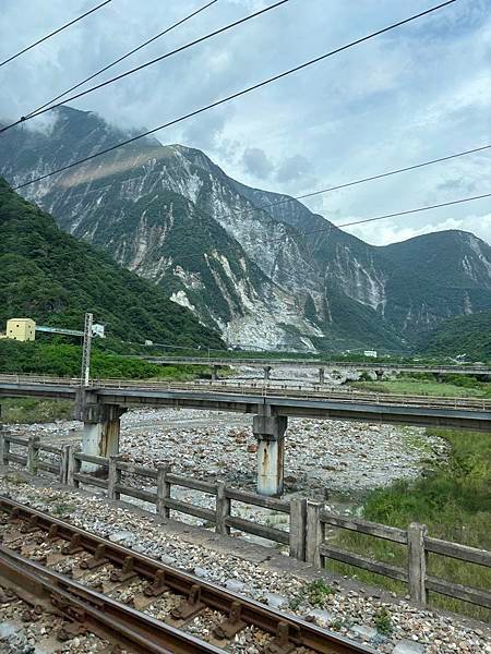 0403地震後，花蓮崩落的山體(國土危脆)(2024.06.16 (1).JPG