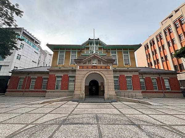 世界健美冠軍來台灣校園巡迴演講(七股鹽田、水晶教堂、雲林布袋