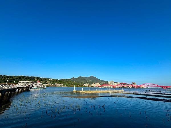 為天地寫日記(觀音山與關渡大橋清晨)(2024.10.14-