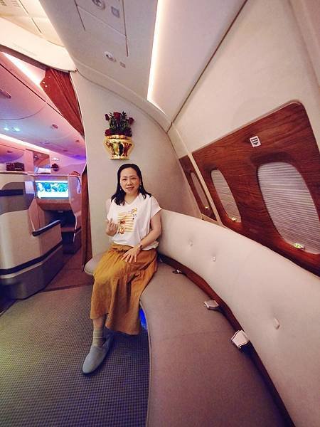 [2024 奧匈捷] Emirates 阿聯酋商務艙