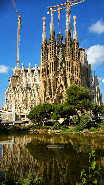 sagrada familia .png