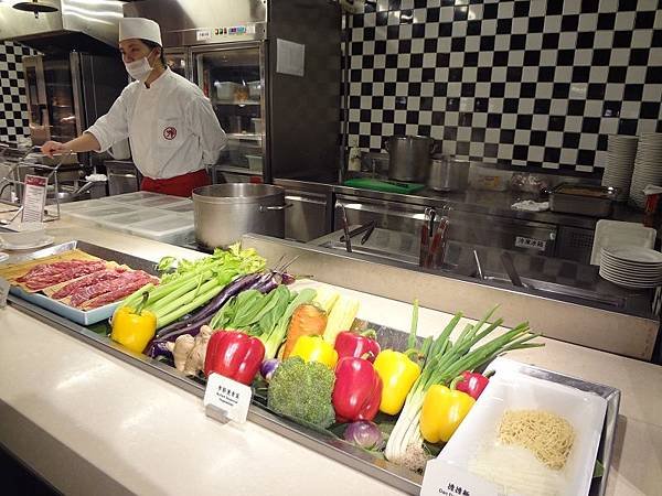 台北凱撒大飯店~checkers自助式餐廳~