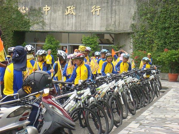 DSC06018 (Small).JPG