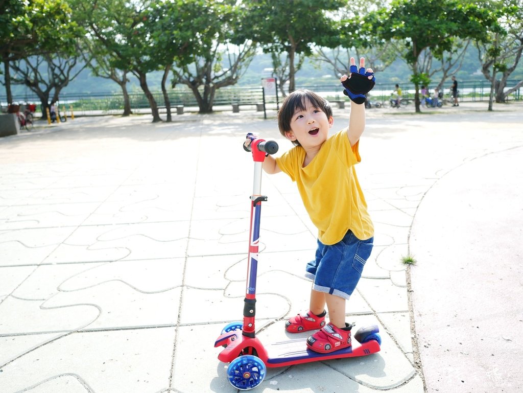 兒童滑板車推薦 團購 英國滑步車 可折疊 奧地利滑步車10.jpg