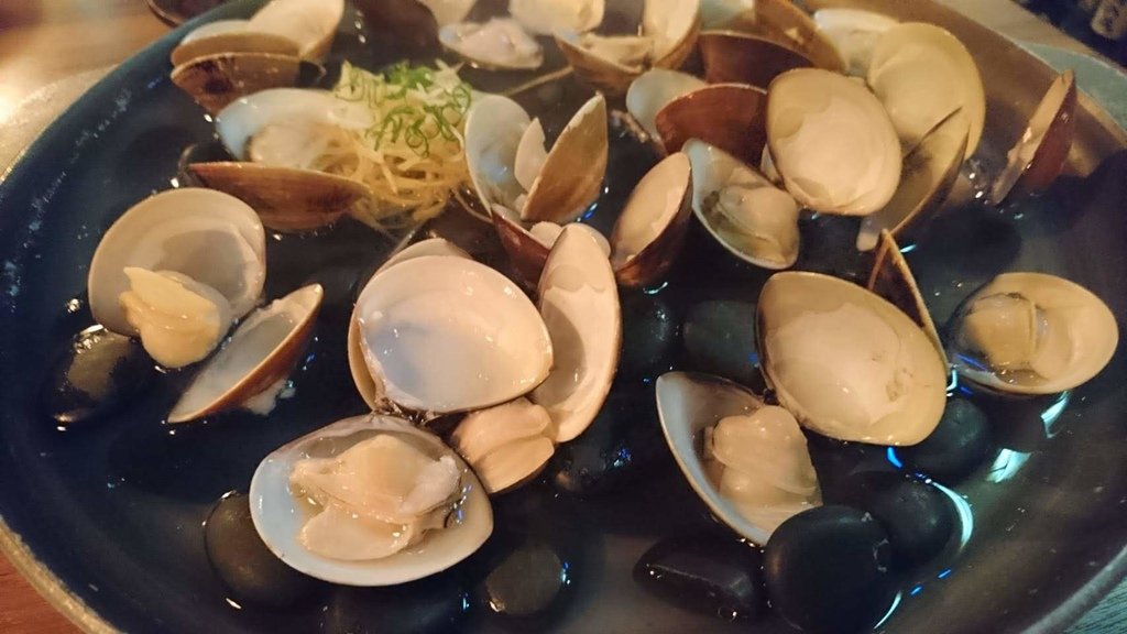 [分享]【板橋深夜食堂】老八風居酒屋：滿滿煙火氣的深夜癒療所