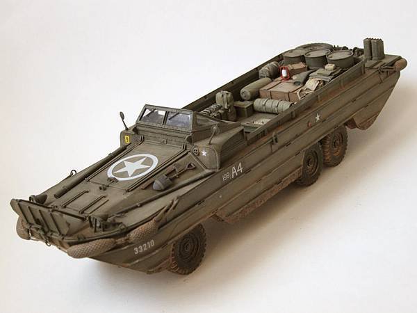 DUKW-1.jpg