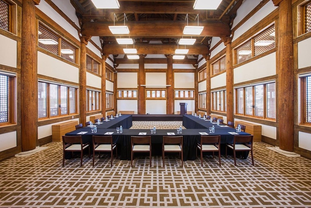 Meeting room - Youngbingwan.jpg