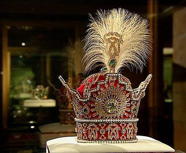 Pahlavi_Crown