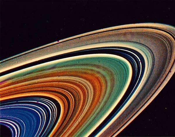 inset-saturn-rings-large.jpg