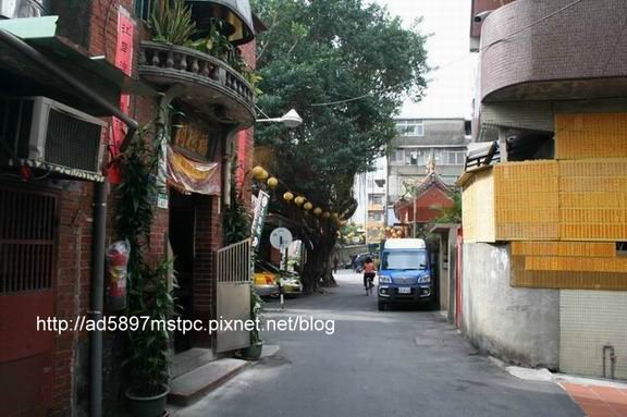新莊廟街2.JPG