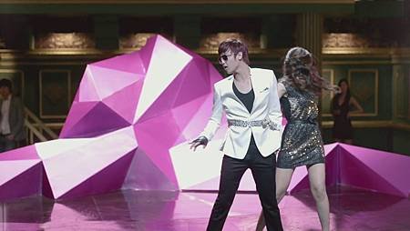 허영생 HEO YOUNG SAENG - LET IT GO 1080p.mp4.98e67875770144f12501.jpg