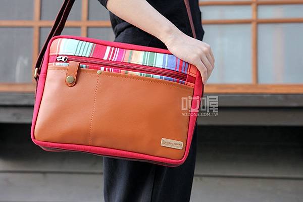 guang-fu-hao-buiness-canvas-cheers-bag-01.jpg