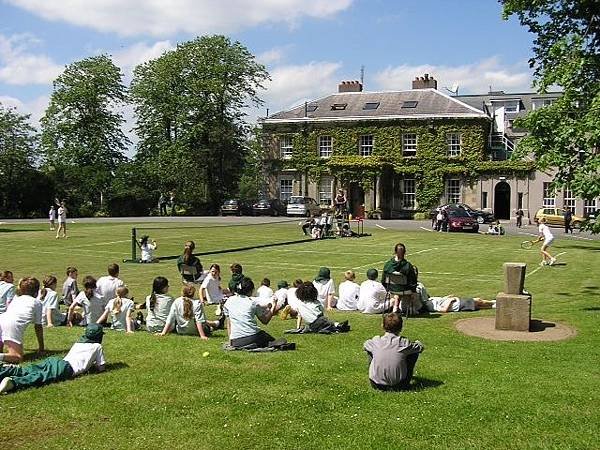 Rockport_School_front_lawn-toefl.JPG