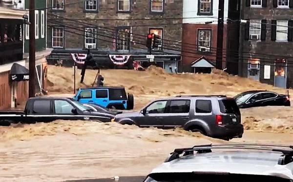 Ellicott City flood 3.jpg