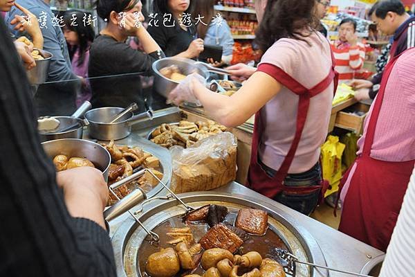 黃大目現滷豆干