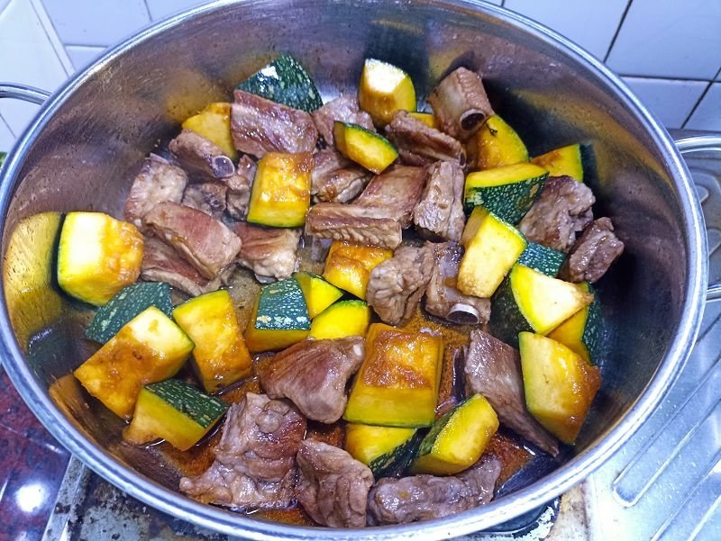 IMG_20230217_174621(001).jpg - 20230217_晚餐_南瓜排骨飯