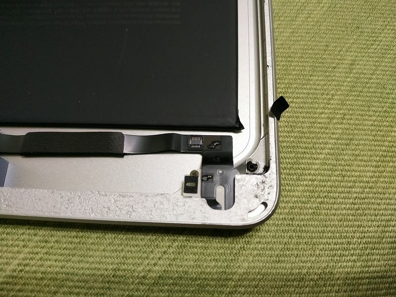 IMG_20221001_034741(001).jpg - 20221001_重黏iPad9面板