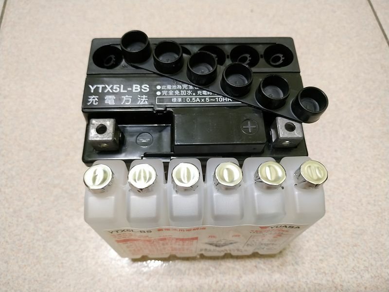 IMG_20211216_182904(001).jpg - 20211216_YUASA_機車五號電池_YTX5L-BS