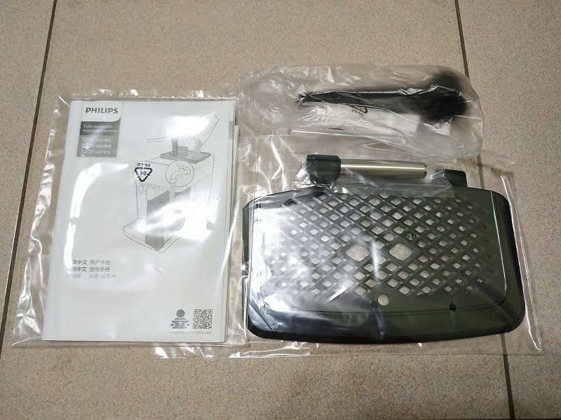 IMG_20210428_185106(001).jpg - 20210428_PHILIPS_EP2220全自動義式咖啡機開箱