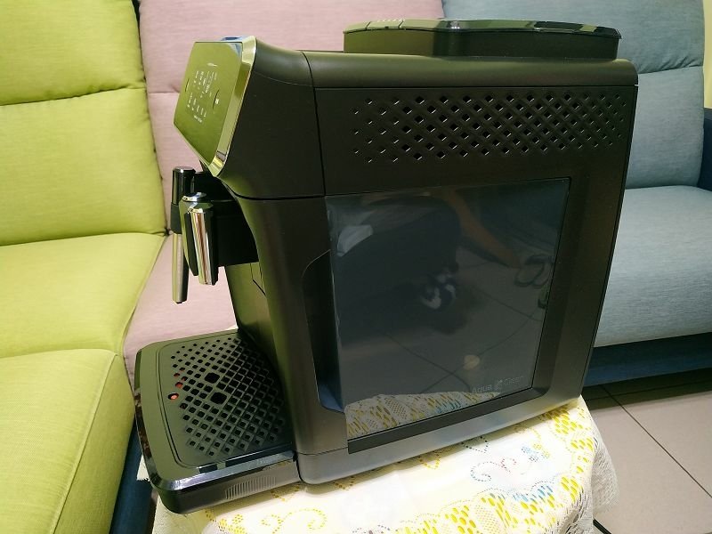 IMG_20210428_193213(001).jpg - 20210428_PHILIPS_EP2220全自動義式咖啡機開箱