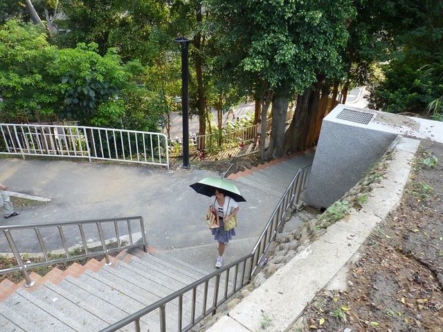 2018-07-01 05-55-52(001).jpg - 20180701_中和_員山公園_麥當勞吃早餐