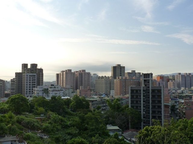 2018-07-01 06-09-50(001).jpg - 20180701_中和_員山公園_麥當勞吃早餐