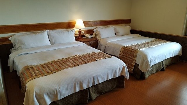 2019-08-23 14-11-52(001).jpg - 20190823_通霄_飛牛牧場_256四人房
