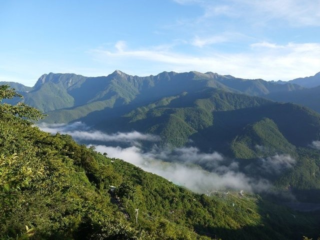 20160627_055939_(001).jpg - 20160627_台中_梨山賓館_清晨