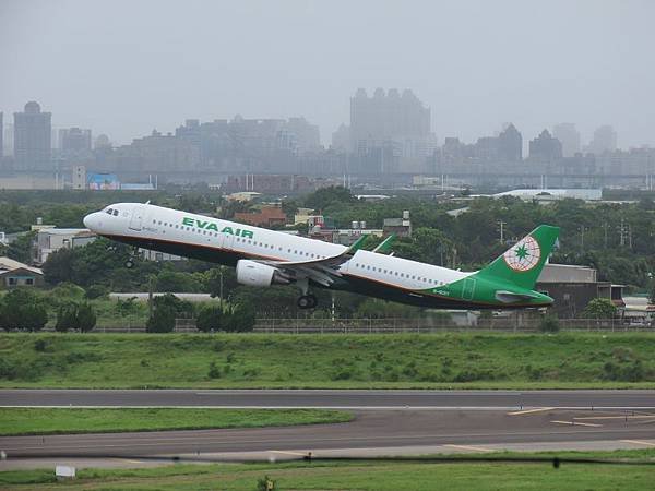 20230903_桃園_桃園機場看飛機