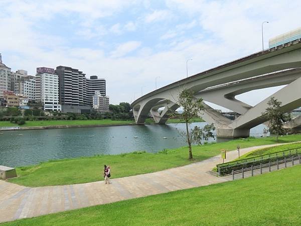 IMG_8549 (自訂).JPG