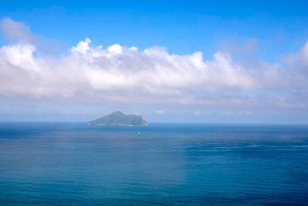 see Guishan Island from Waiao