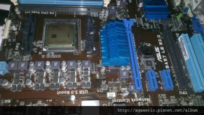 呼呼的電腦組裝記-11.jpg